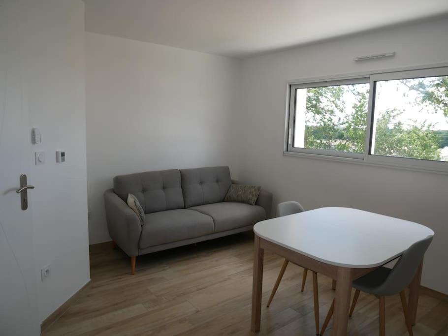 Appt T2 Confortable La Roche-sur-Yon Exterior photo